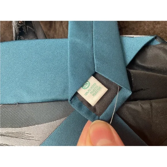 Rare Vintage Batman Design Mens Tie Teal Dark Knight 1992 - Picture 15 of 16